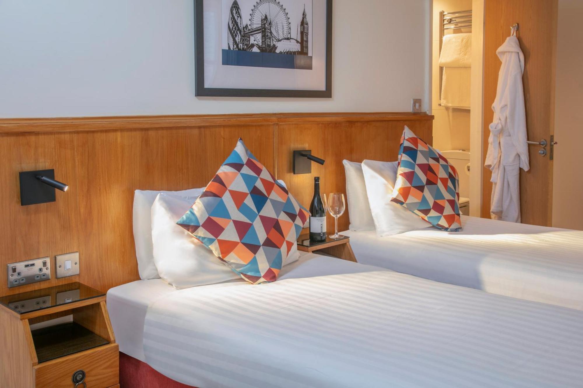 Queensway Hotel, Sure Hotel Collection By Best Western Лондон Екстер'єр фото