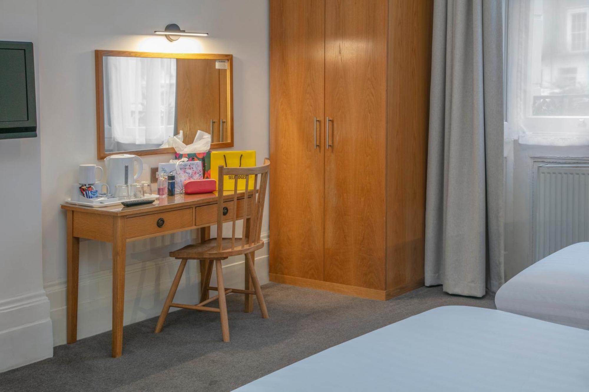 Queensway Hotel, Sure Hotel Collection By Best Western Лондон Номер фото